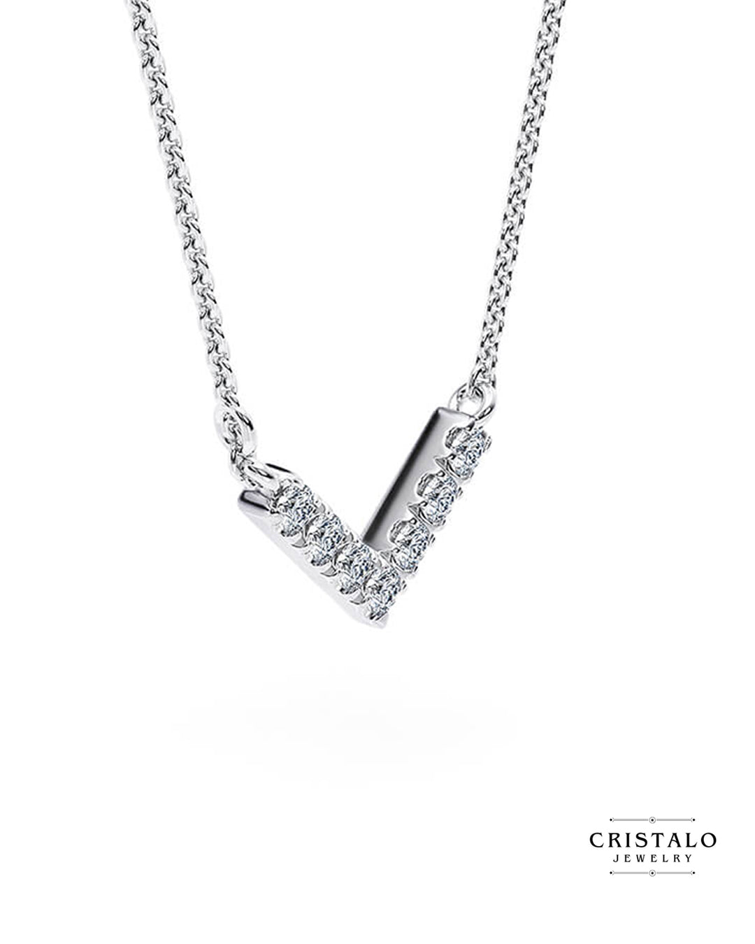 Elegant white gold Gala necklace, perfect for creating personalized luxury sets.